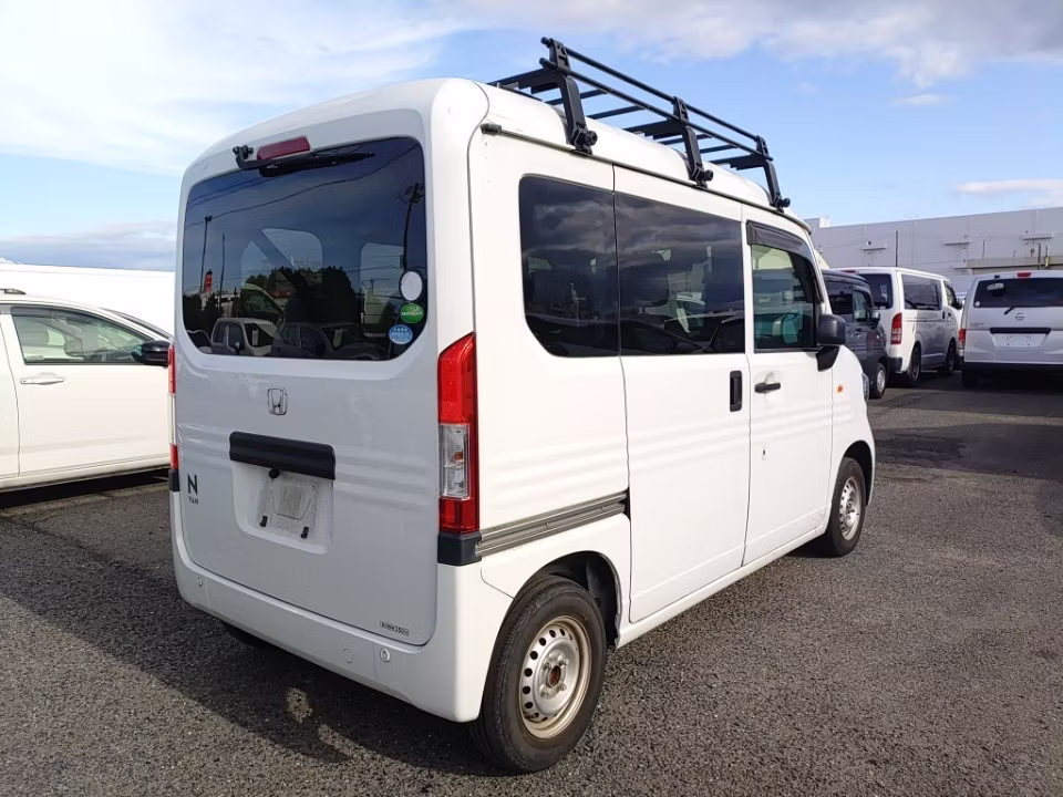 HONDA N-VAN