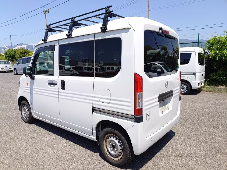 HONDA N-VAN