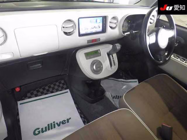 DAIHATSU MIRA COCOA