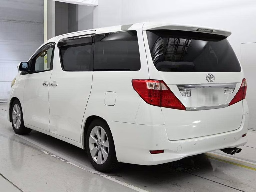 TOYOTA ALPHARD