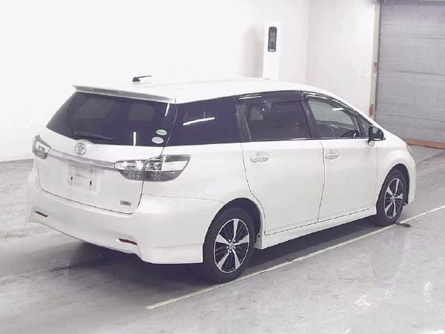 TOYOTA WISH