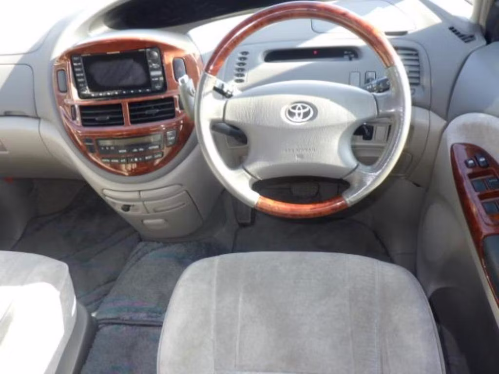 TOYOTA ESTIMA