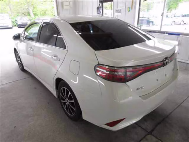 TOYOTA SAI