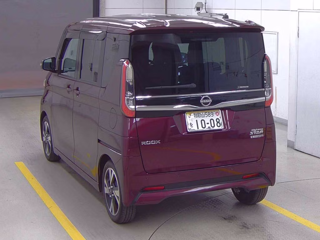 NISSAN ROOX
