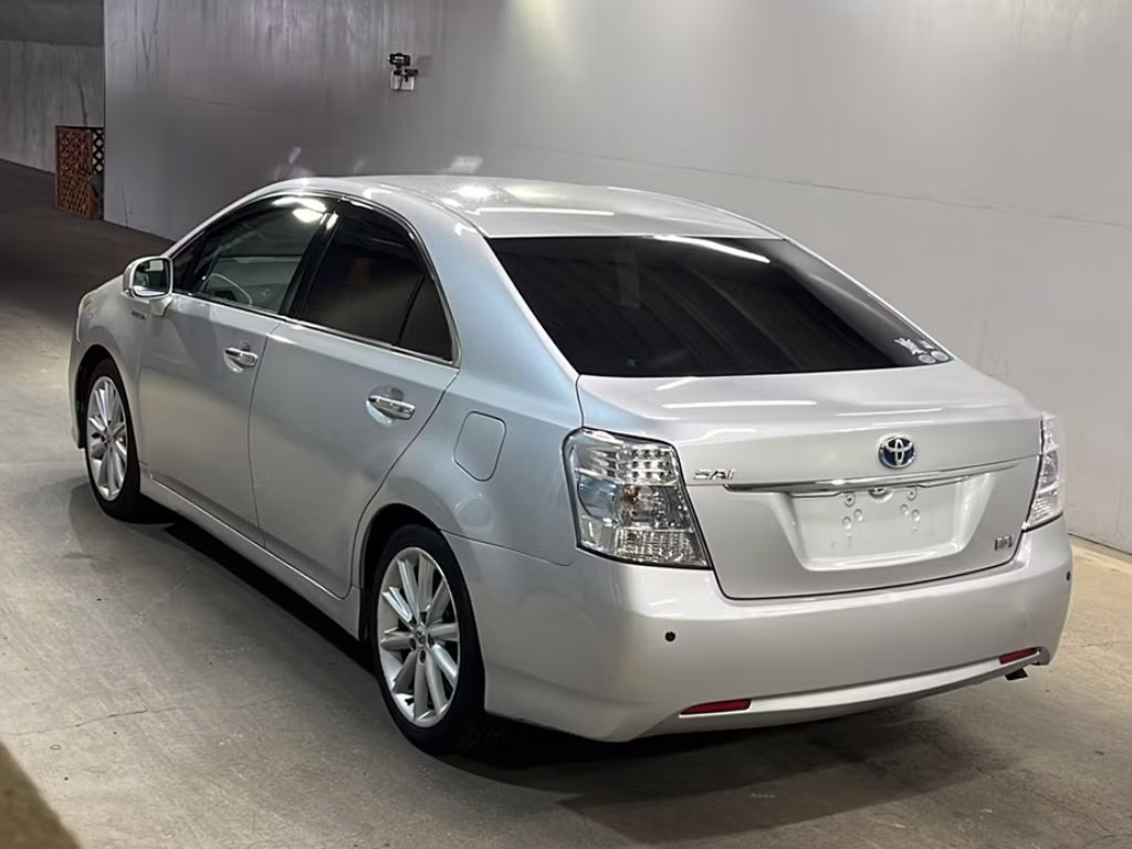 TOYOTA SAI