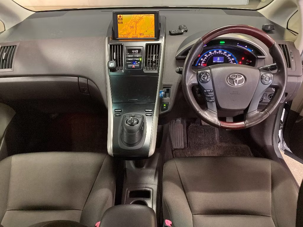 TOYOTA SAI