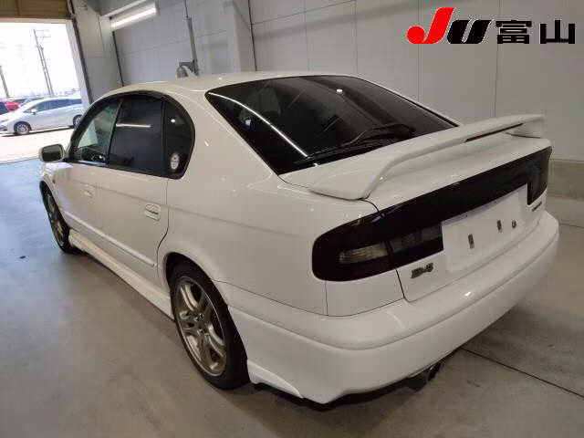 SUBARU LEGACY B4