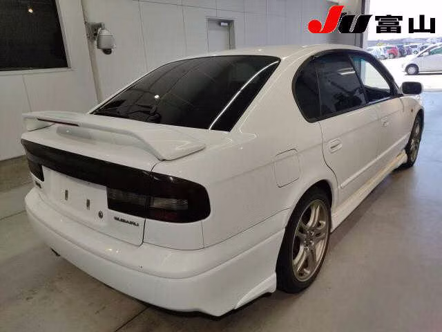 SUBARU LEGACY B4