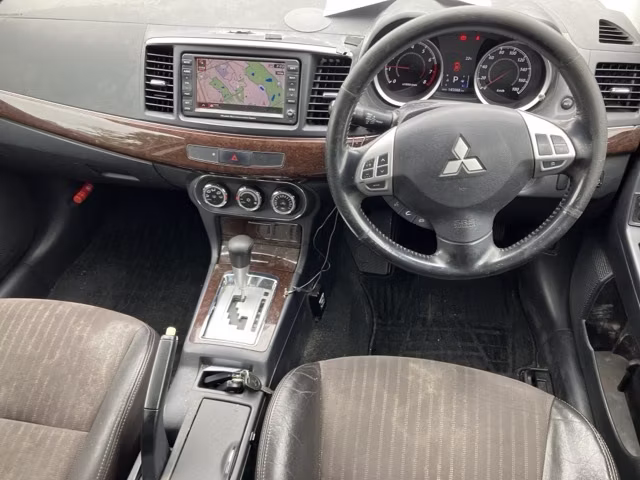 MITSUBISHI GALANT FORTIS