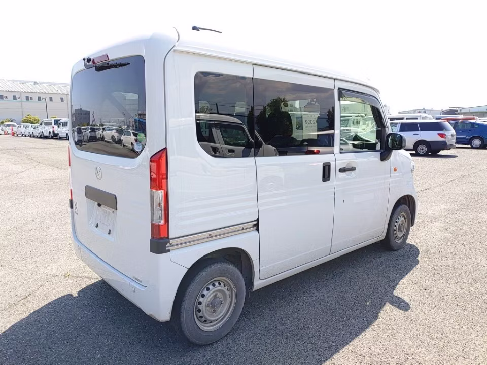 HONDA N-VAN