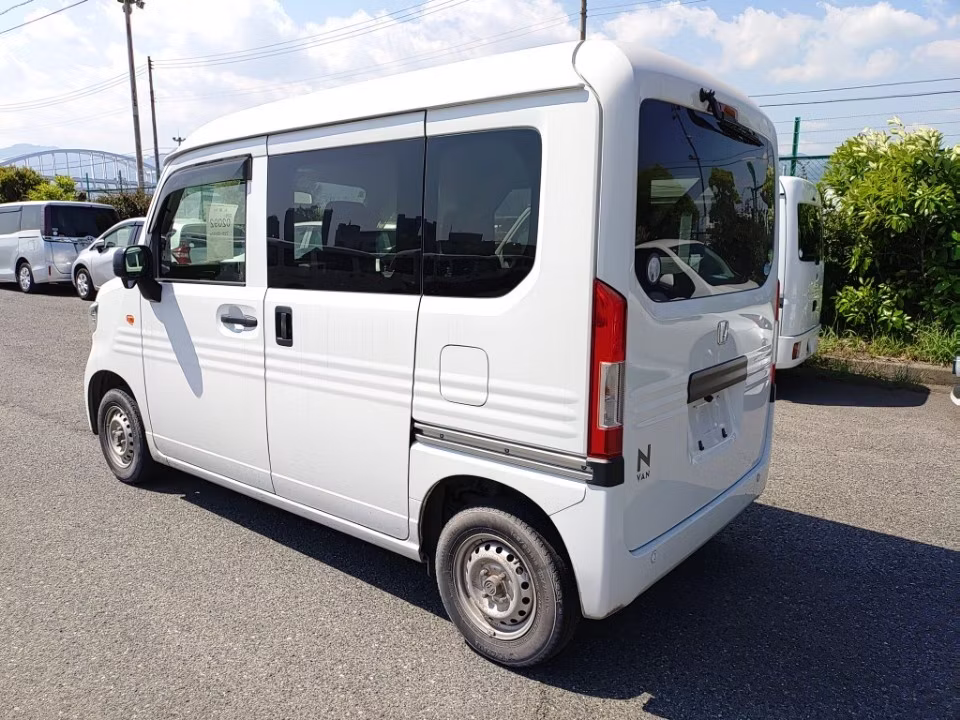 HONDA N-VAN