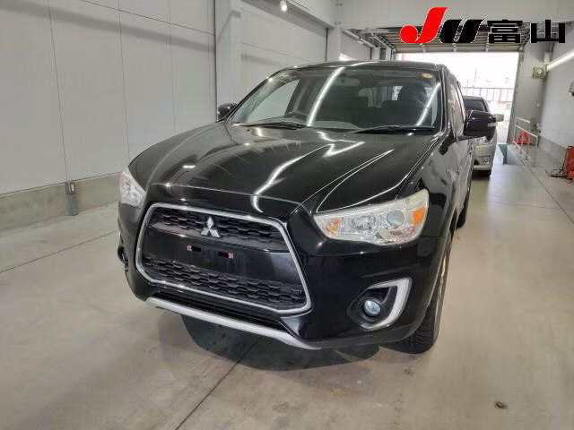 MITSUBISHI RVR