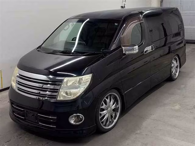 NISSAN ELGRAND