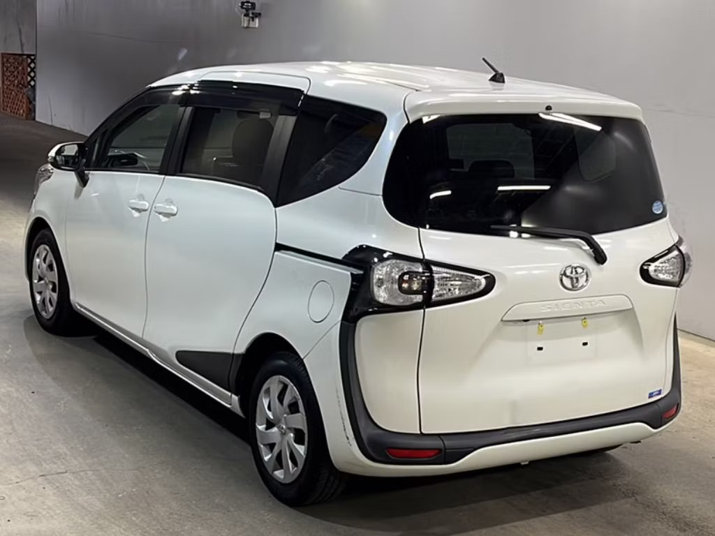 TOYOTA SIENTA
