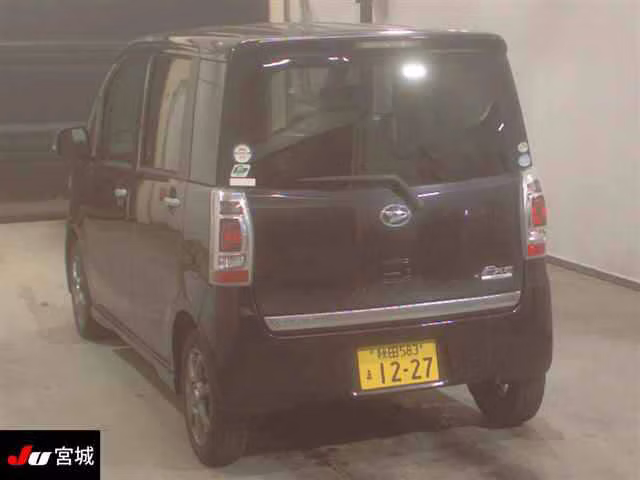 DAIHATSU TANTO EXE