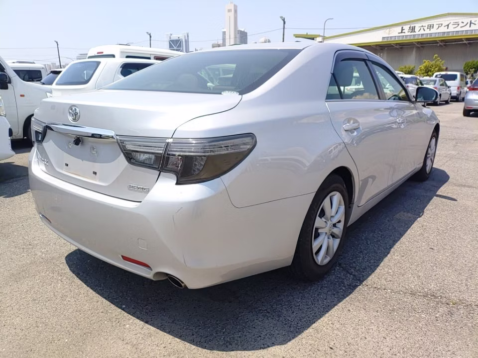 TOYOTA MARK X