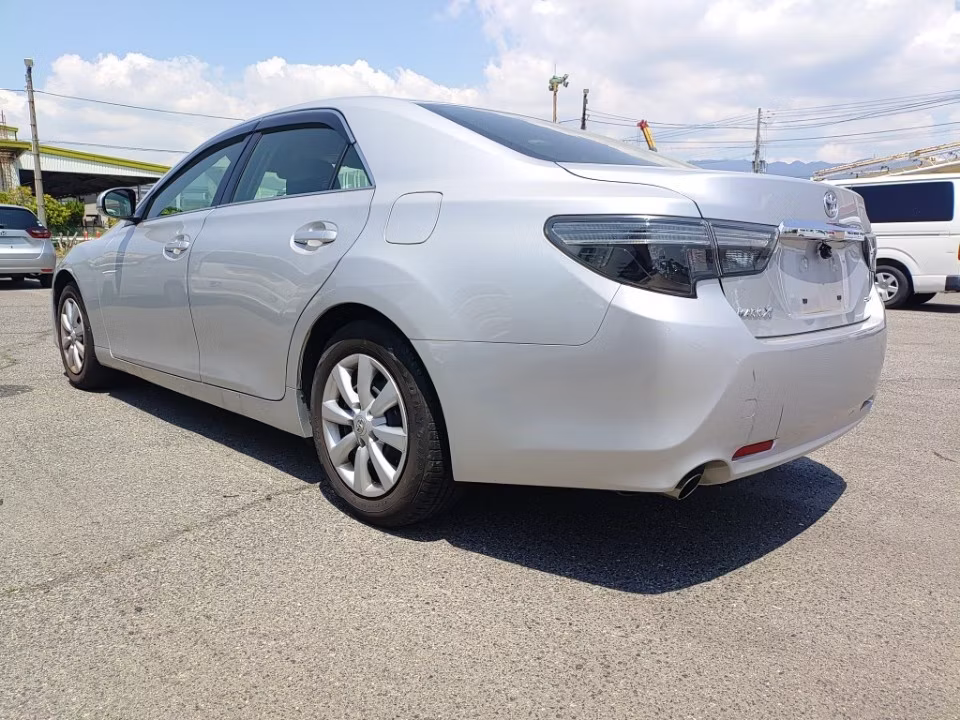 TOYOTA MARK X