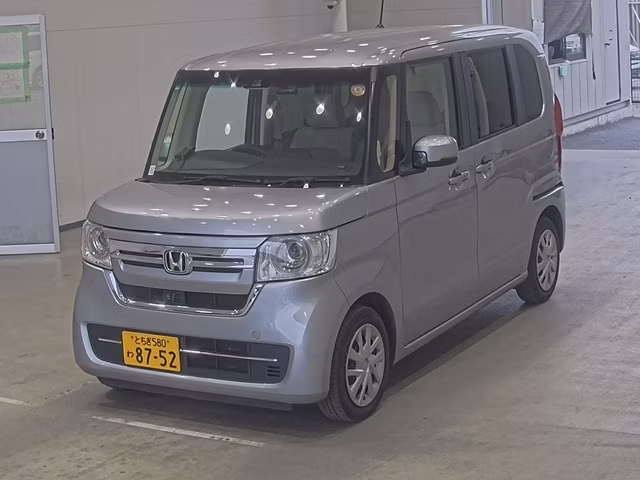 HONDA N-BOX