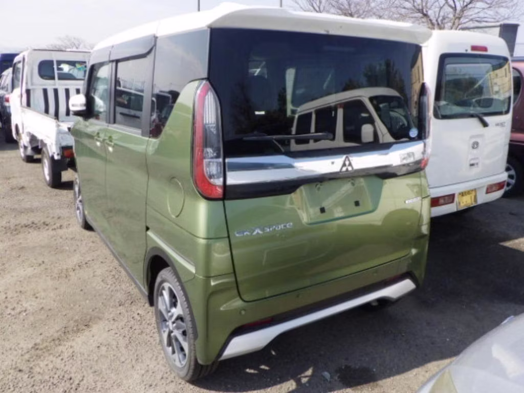 MITSUBISHI EK SPACE