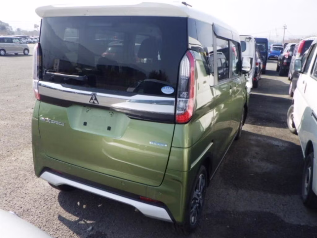MITSUBISHI EK SPACE