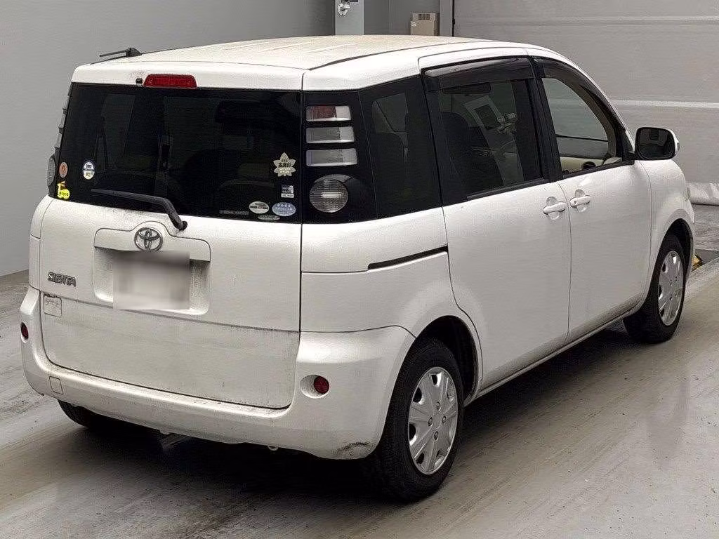 TOYOTA SIENTA
