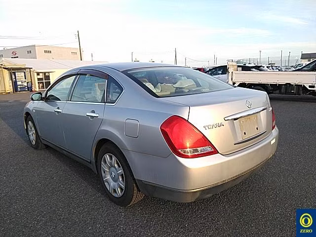 NISSAN TEANA