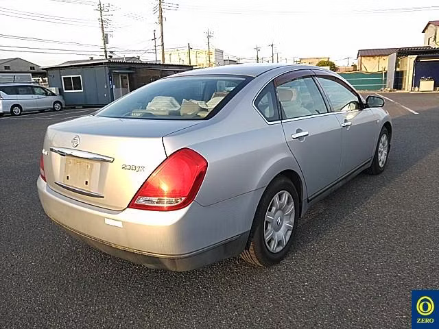 NISSAN TEANA