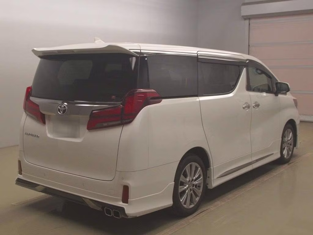 TOYOTA ALPHARD