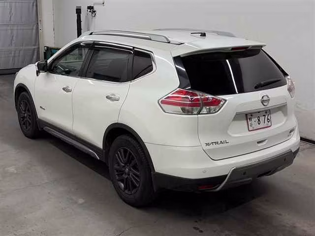 NISSAN X-TRAIL