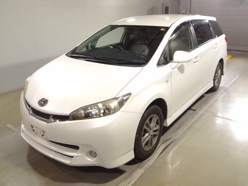 TOYOTA WISH
