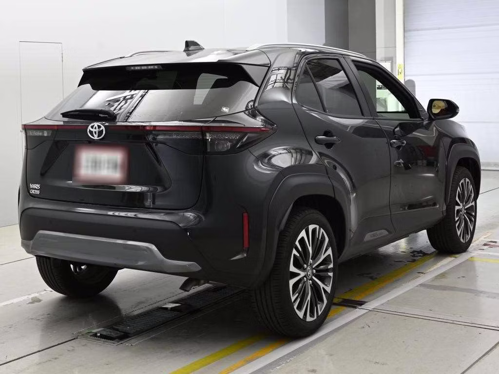 TOYOTA YARIS CROSS