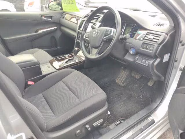 TOYOTA CAMRY