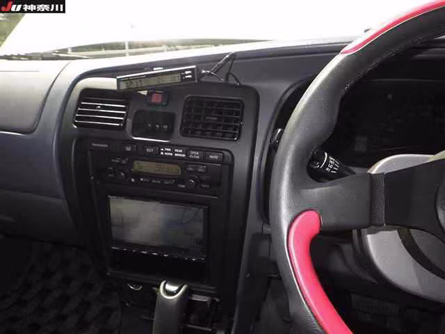 TOYOTA HILUX SURF