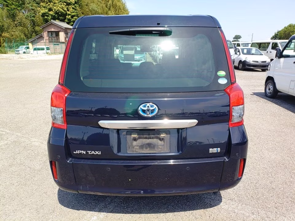 TOYOTA JPN TAXI