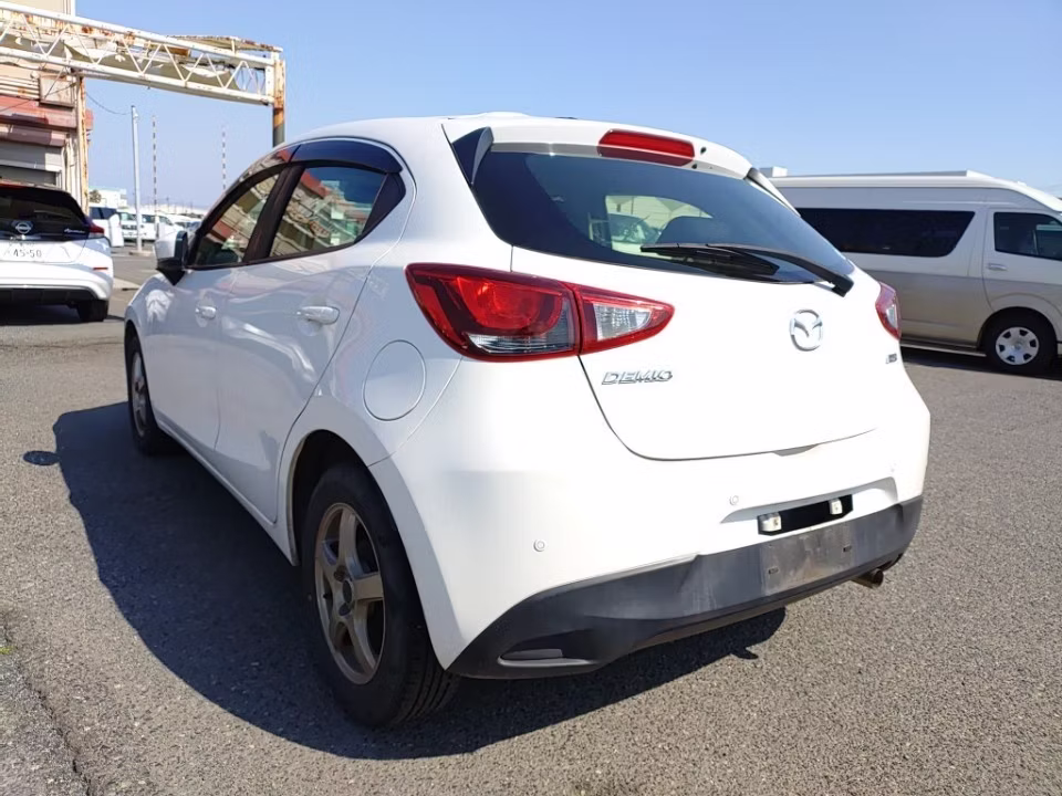 MAZDA DEMIO