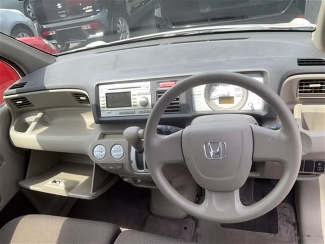 HONDA LIFE