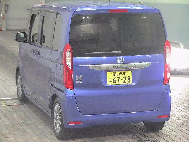 HONDA N-BOX