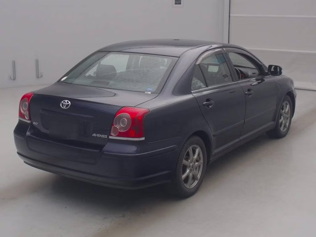TOYOTA AVENSIS