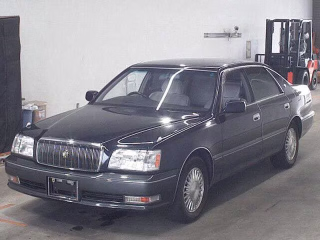 TOYOTA CROWN MAJESTA