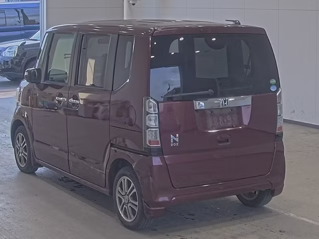HONDA N-BOX