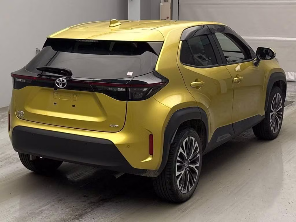 TOYOTA YARIS CROSS
