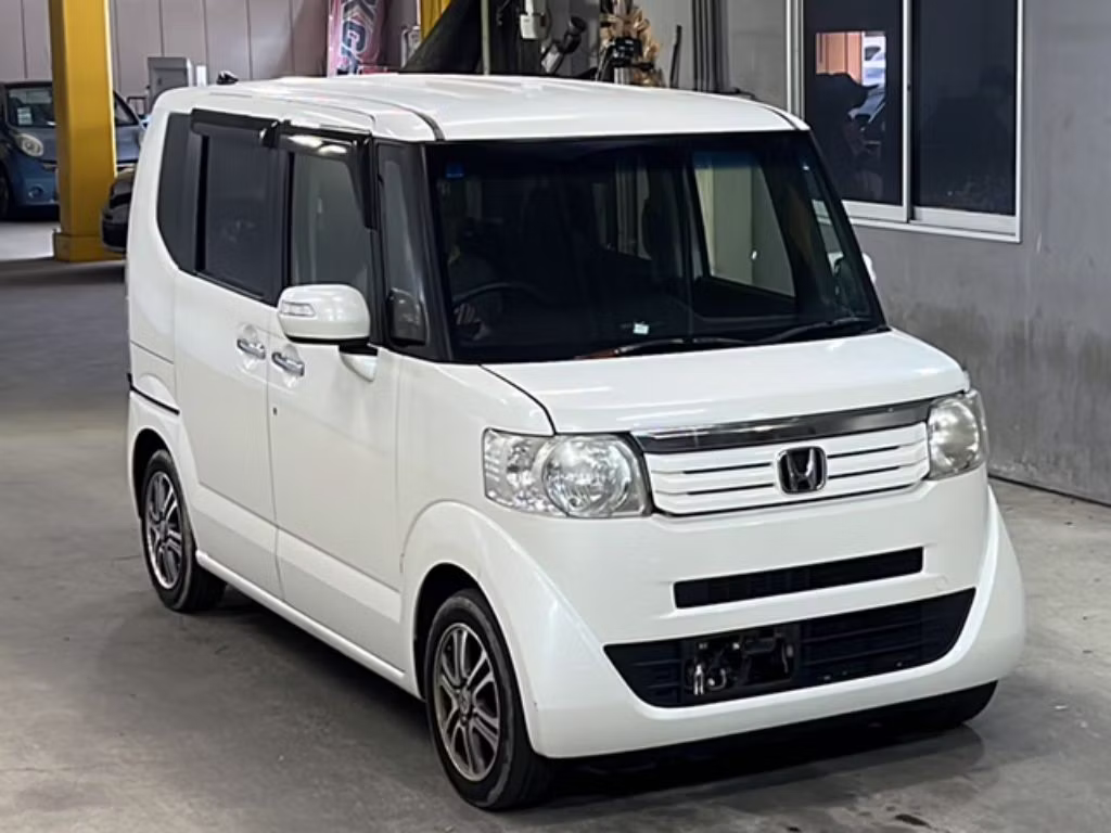 HONDA N-BOX