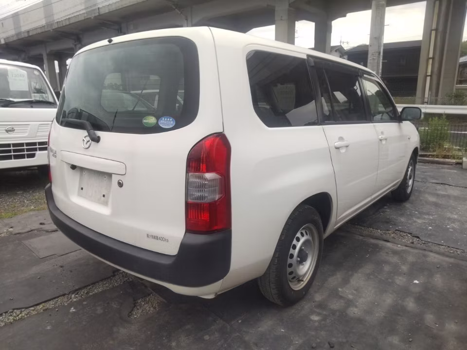 MAZDA FAMILIA