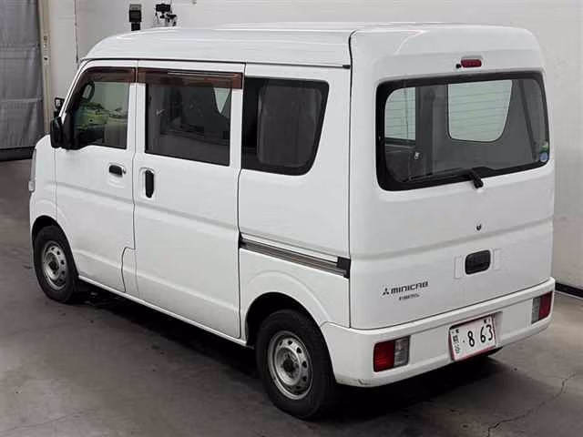 MITSUBISHI MINICAB