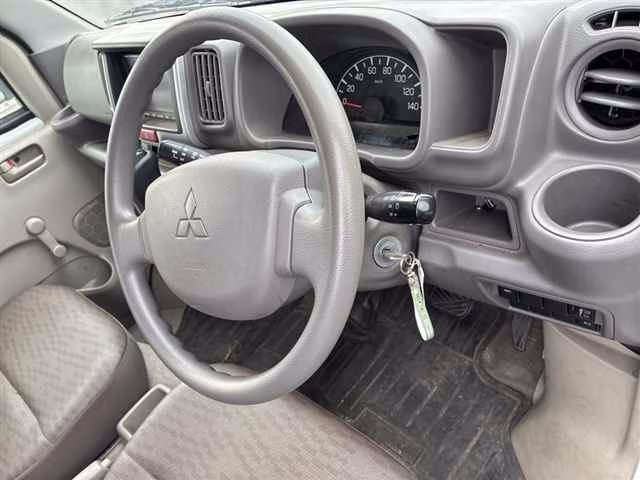 MITSUBISHI MINICAB