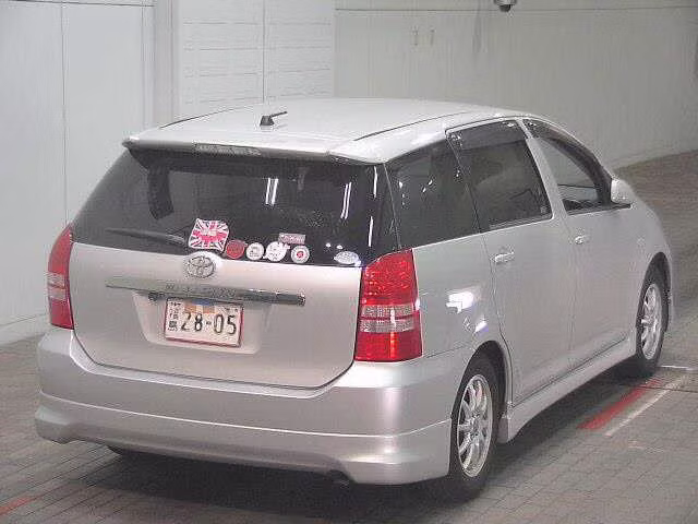 TOYOTA WISH