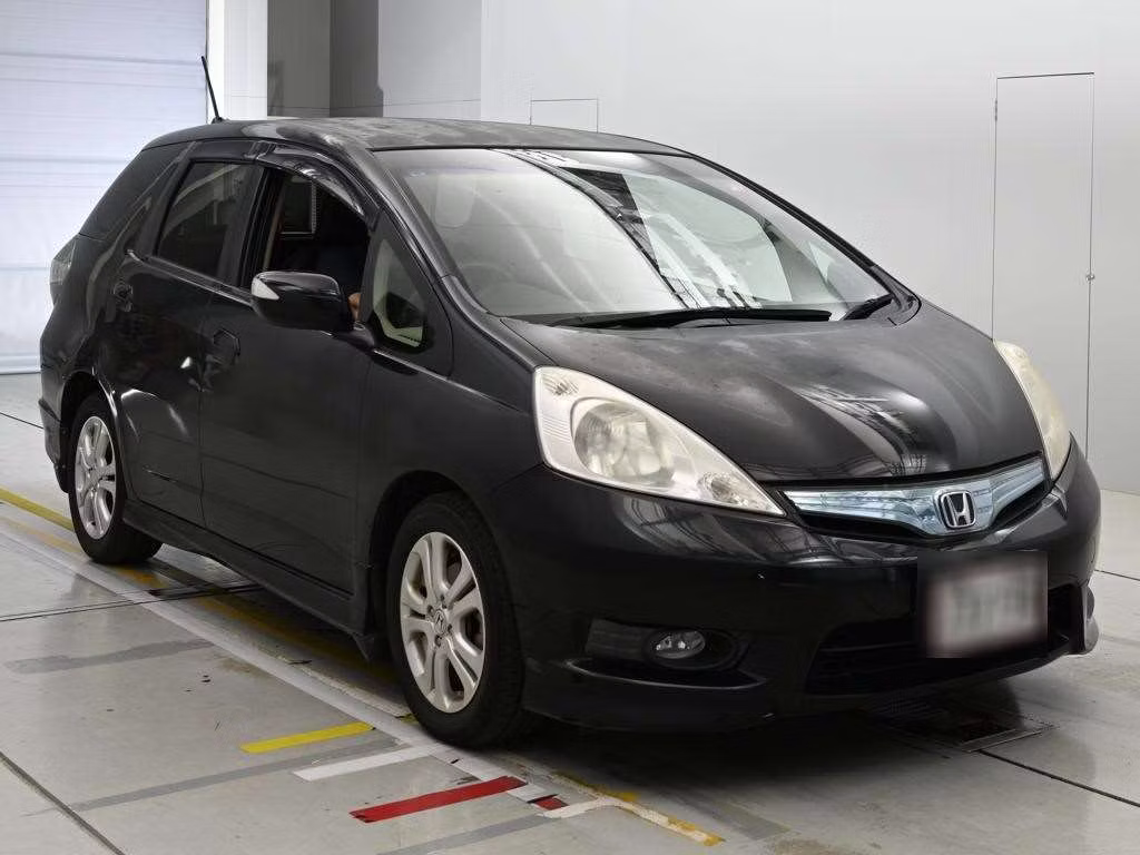 HONDA FIT SHUTTLE
