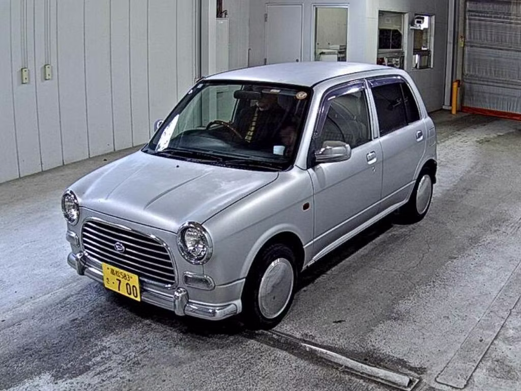 DAIHATSU MIRA GINO