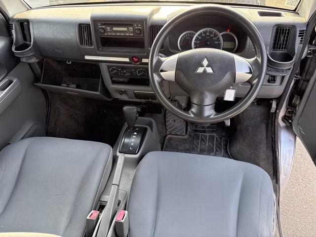 MITSUBISHI MINICAB