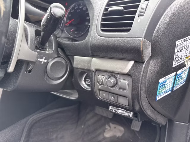SUBARU LEGACY B4